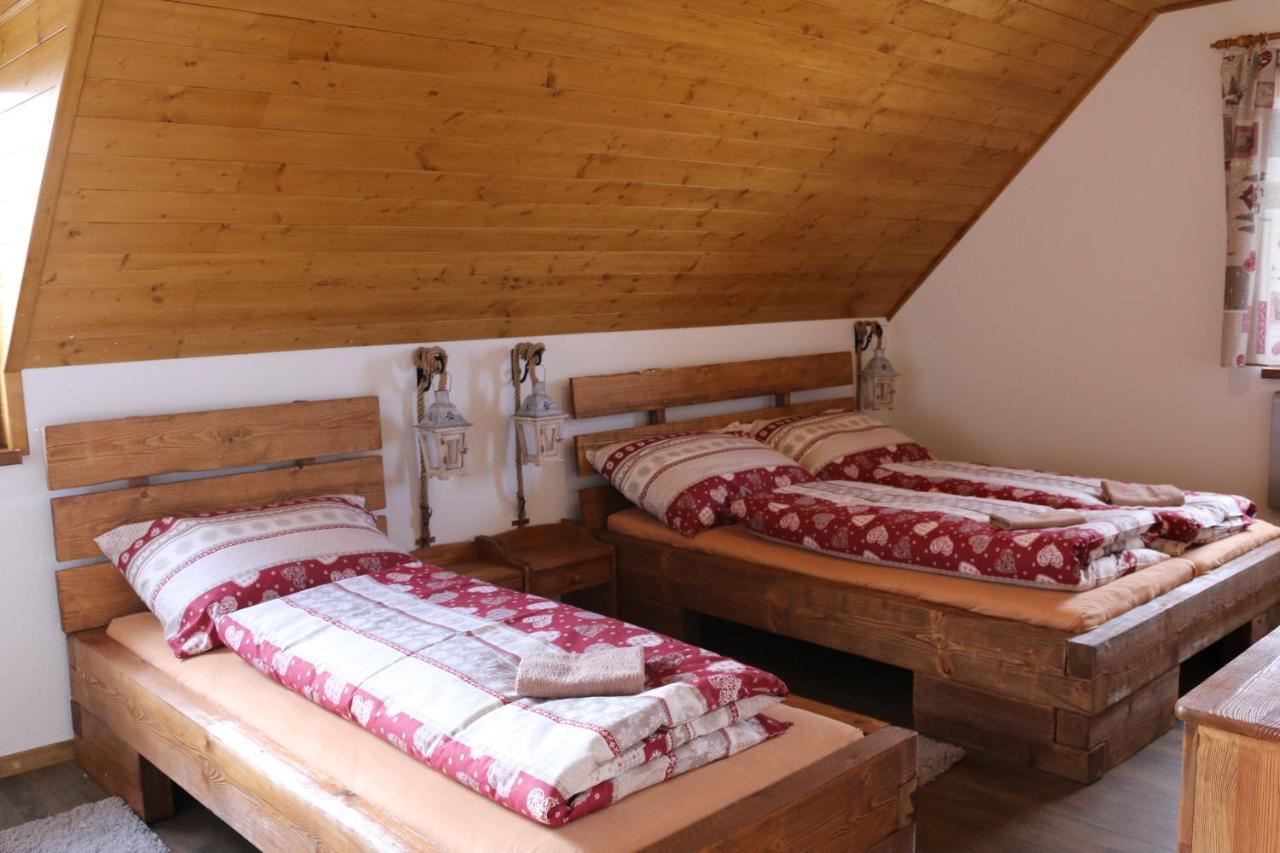 Pinus Cembra Villa Stara Lesna Exterior photo